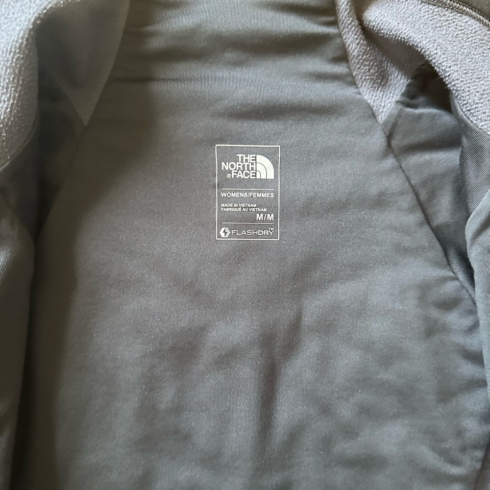 Medium flash dry black NorthFace jacket